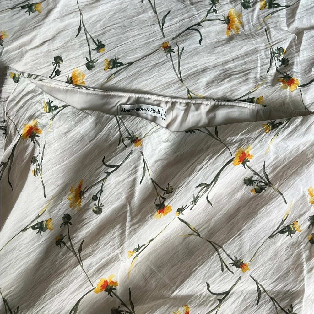 Abercrombie & Fitch Floral Print Skirt - Picture 2 of 2